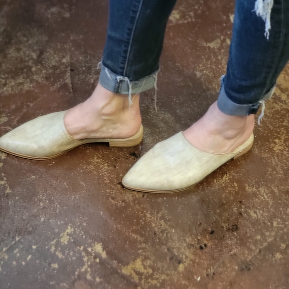 Mi.iM leather mule shoes - Picture 16 of 16